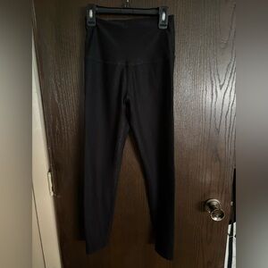 Beyond Yoga Black Leggings,size S